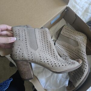 Toms Majotca Peep Toe Booties